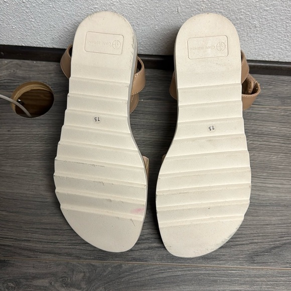 Giani Bernini Women's Constancia Ankle Strap Wedge Sandals - Picture 4 of 7